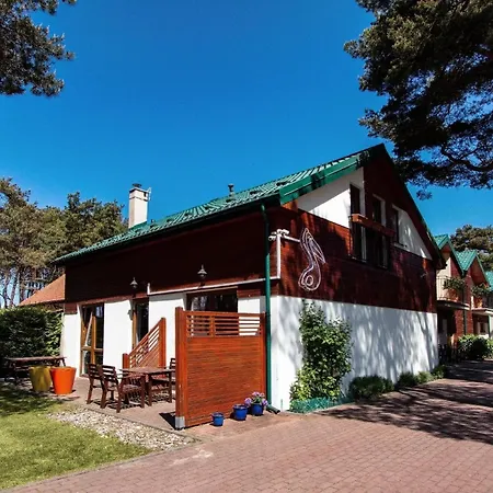 펜션 In Dwirzyno Mit Privater Terrasse